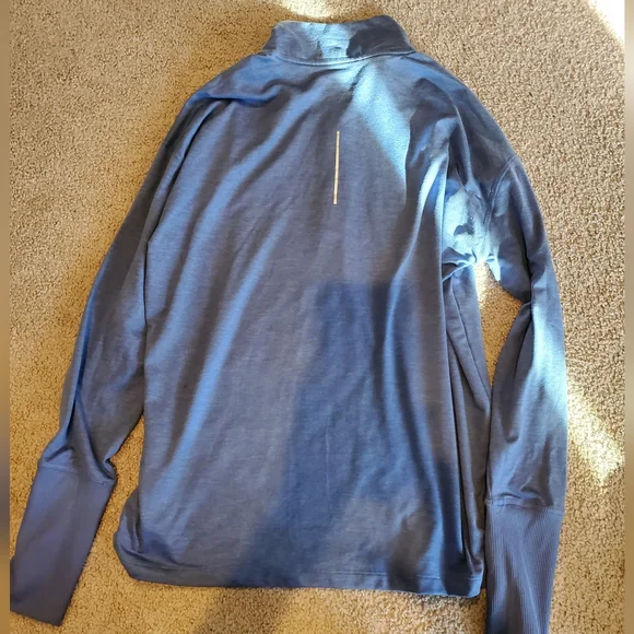 Nike Swift Women's Dri-FIT UV 1/4-Zip Running Top - Picture 2 of 5